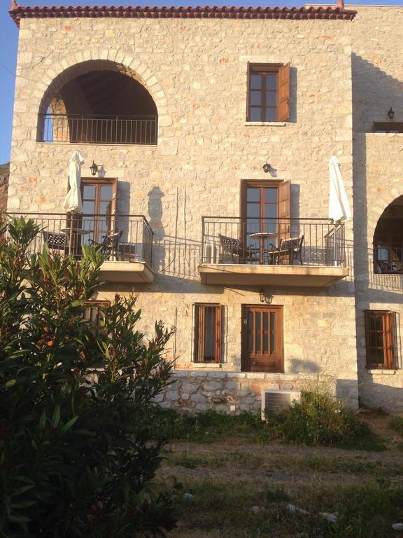 Las - Giannakakoy Traditional Stone Houses Neo Oitilo Bagian luar foto