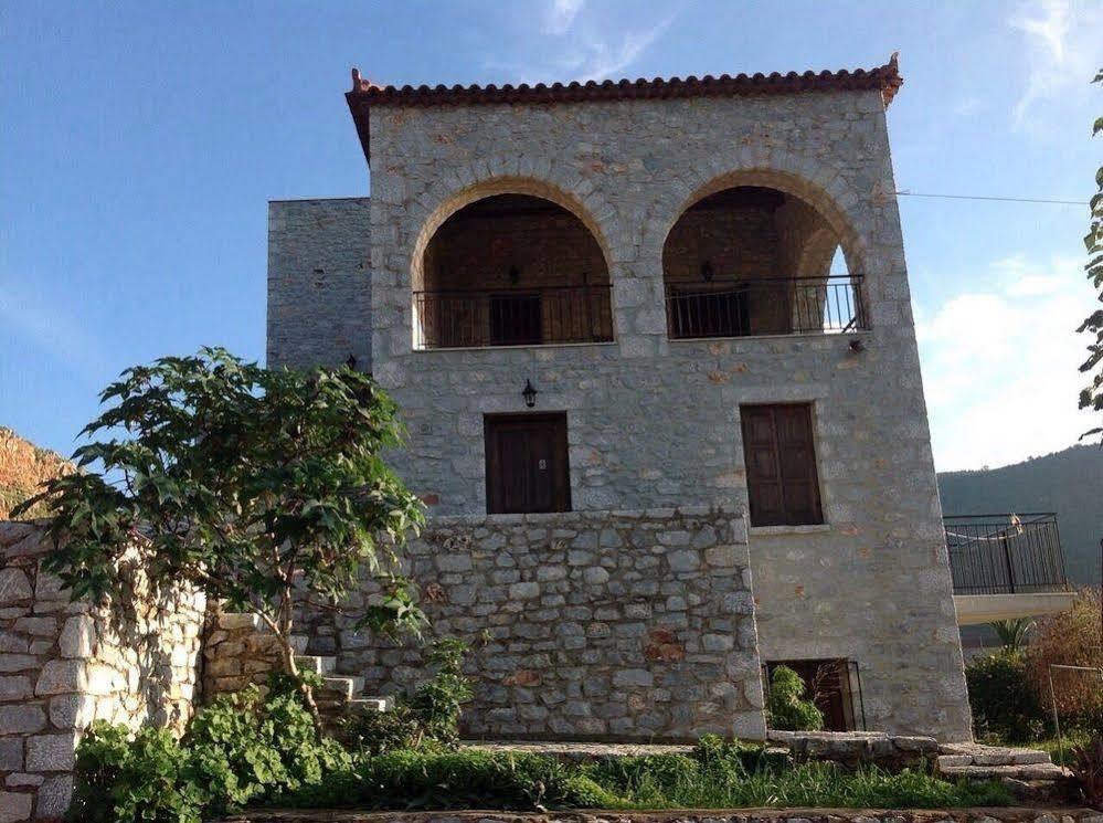 Las - Giannakakoy Traditional Stone Houses Neo Oitilo Bagian luar foto