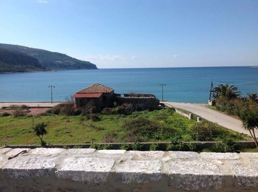 Las - Giannakakoy Traditional Stone Houses Neo Oitilo Bagian luar foto
